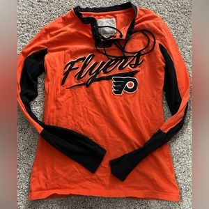 Philadelphia Flyers Women’s Long Sleeve Shirt Size Medium